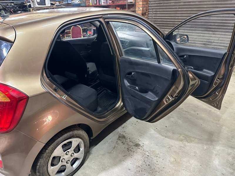 Петля крышки багажника Kia Picanto 2 2011
