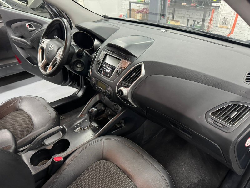 Плафон салонный задний Hyundai ix35 2012
