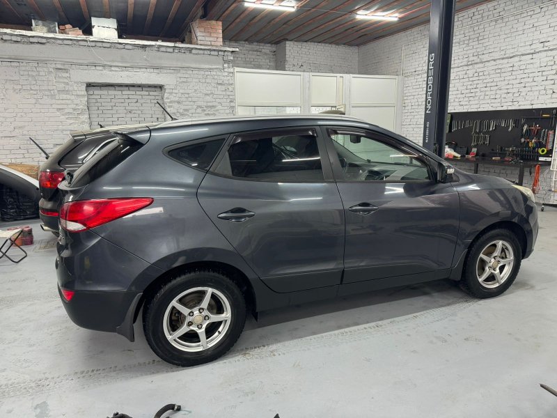 Кронштейн бампера Hyundai ix35 2011
