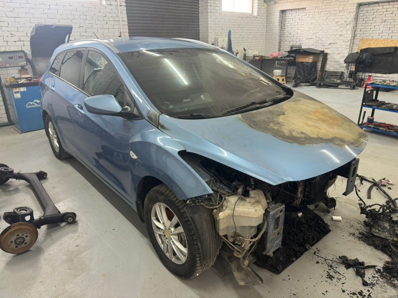 Обшивка багажника Hyundai i30 2012 SW