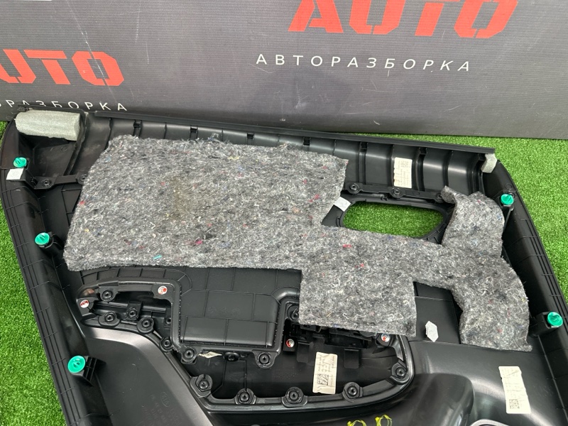 Обшивка двери Kia Rio X 2021