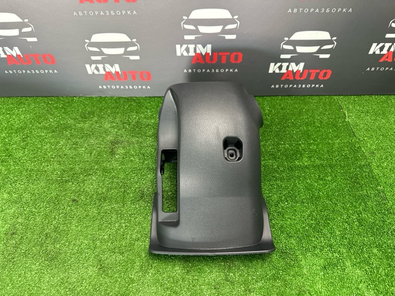 Кожух рулевой колонки Kia Rio X 2021