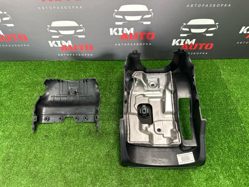 Кожух рулевой колонки Kia Rio X 2021