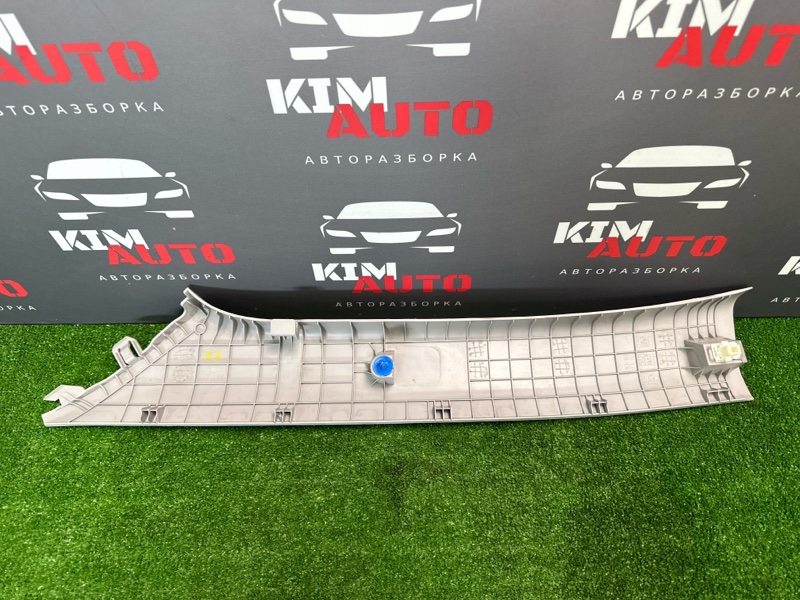 Накладка стойки лобового стекла Kia Rio X 2021