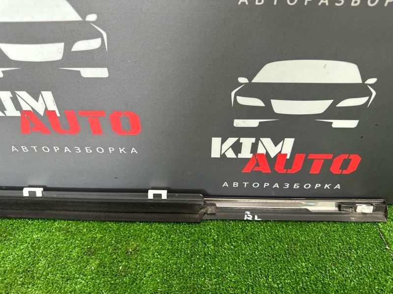 Уплотнитель стекла наружный (Бархотка) Kia Rio X 2021