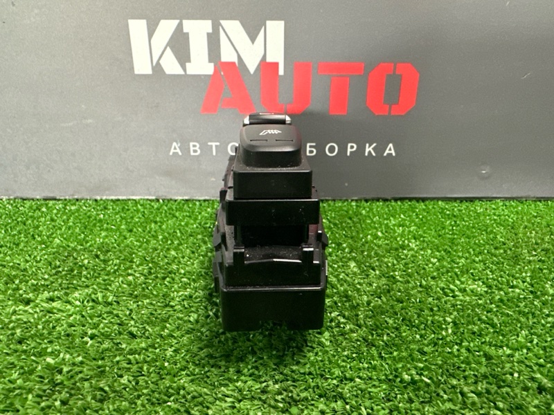 Кнопка стеклоподъемника Kia Rio X 2021