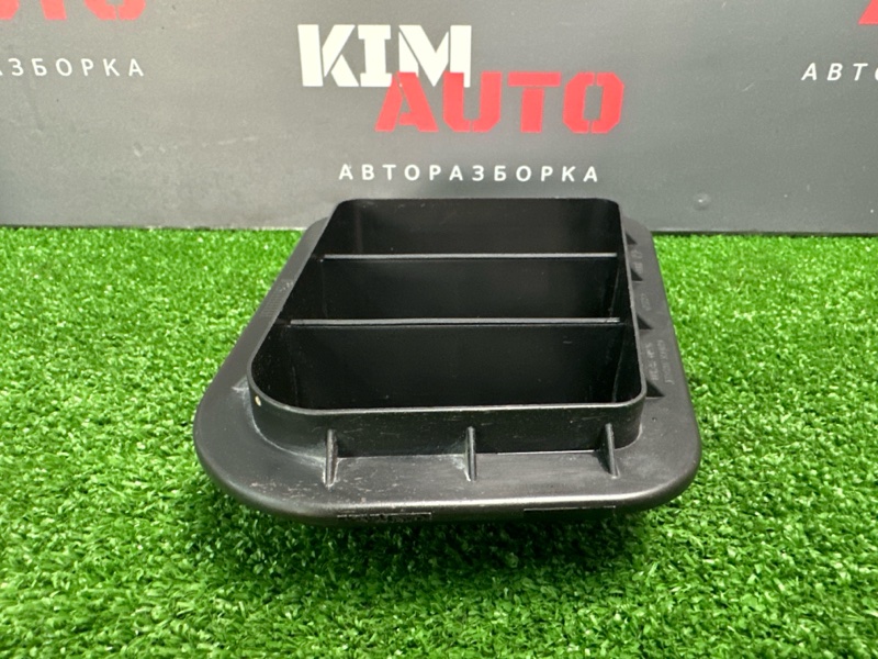 Решетка вентиляционная Kia Rio X 2021
