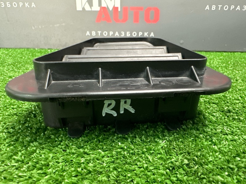 Решетка вентиляционная Kia Rio X 2021