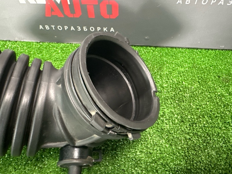 Патрубок воздушного фильтра Kia Rio X 2021