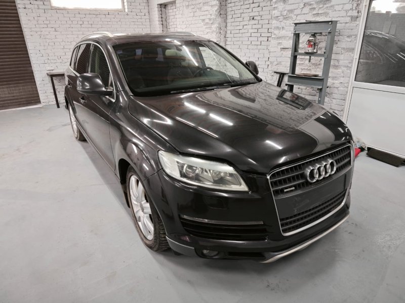 Крыша со стойками Audi Q7 2007 4L