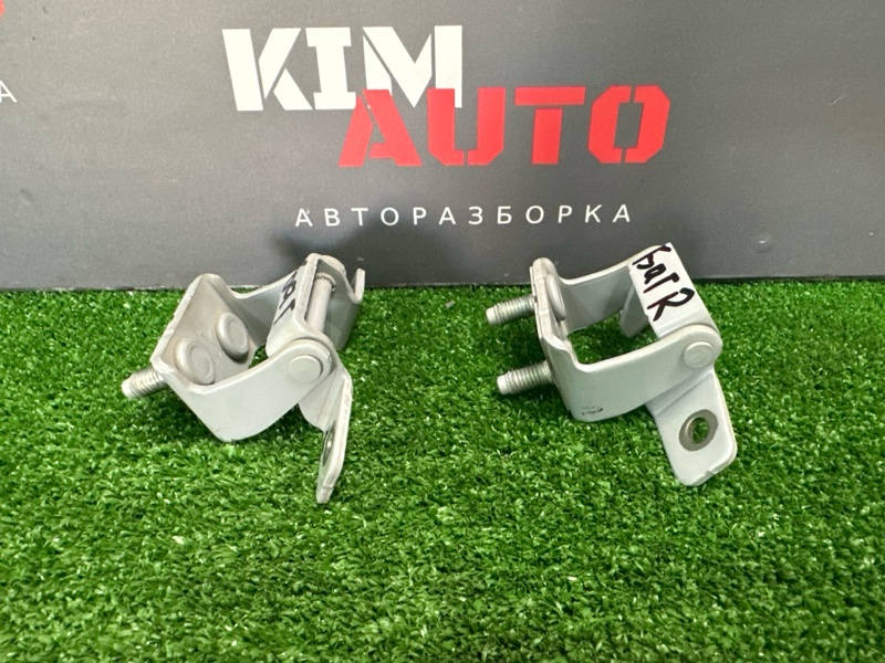 Петли крышки багажника Kia Rio X 2021