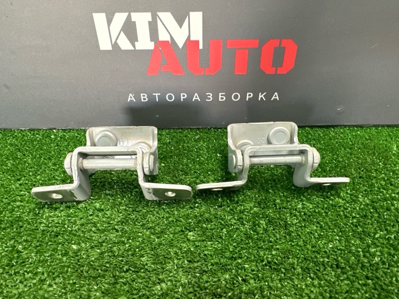 Петли крышки багажника Kia Rio X 2021