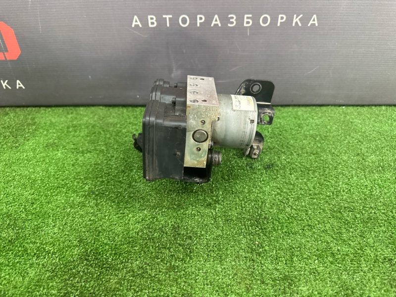 Блок ABS Hyundai Solaris 1 2016 RB