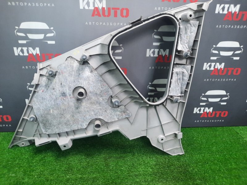 Накладка стойки верхняя Kia Ceed 1 HB 2011 ED