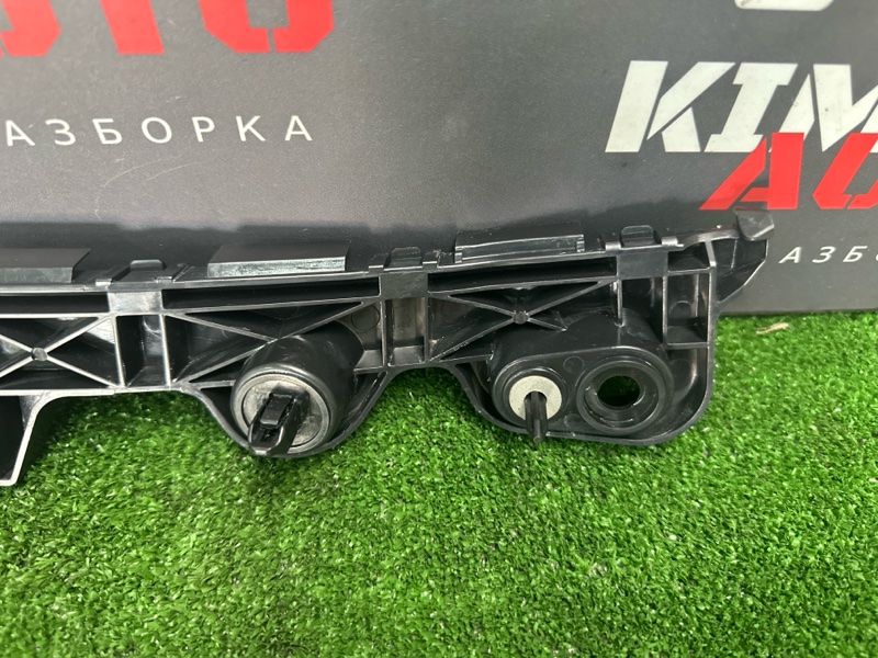 Кронштейн заднего бампера Mazda CX-5 2016 KE