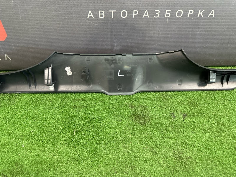 Накладка порога Volkswagen Polo 2013