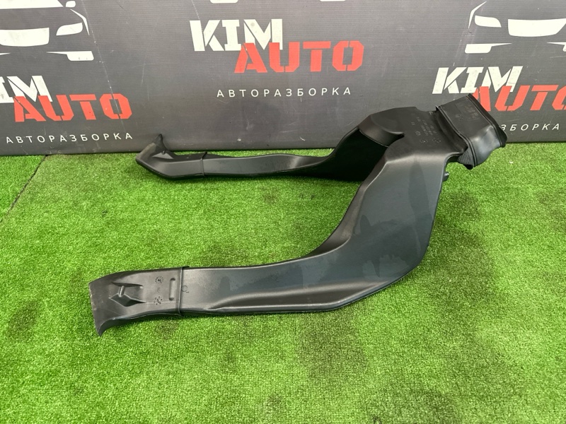 Воздуховод пола Volkswagen Polo 2013