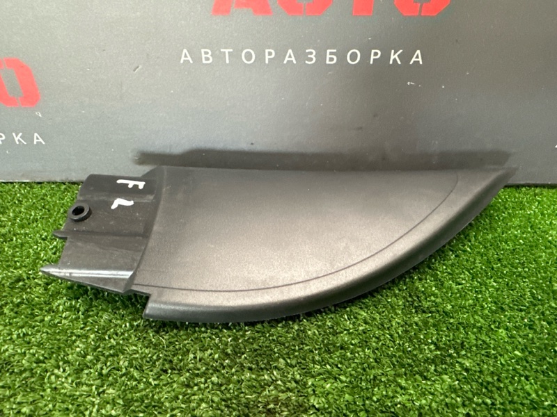 Крышка зеркала внутренняя Volkswagen Polo 2013