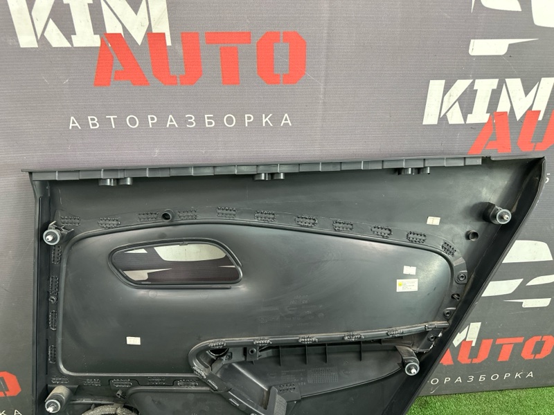 Обшивка двери Volkswagen Polo 2013