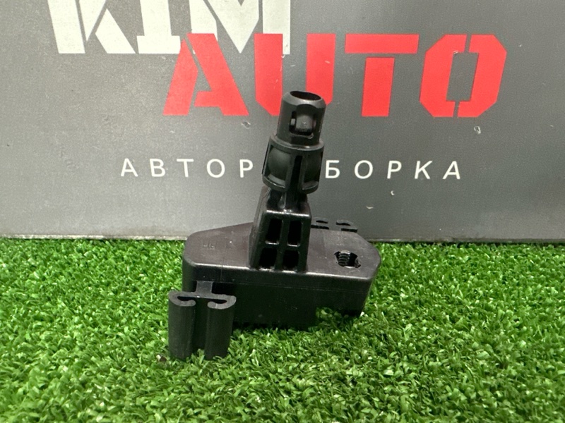 Кронштейн фары Kia Rio X 2021