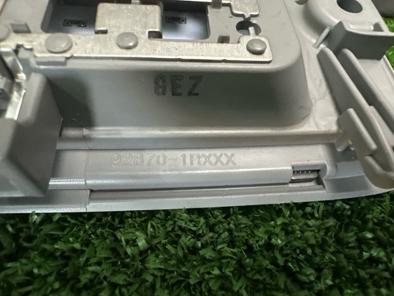 Плафон салонный задний Kia Rio 3 2011 QB