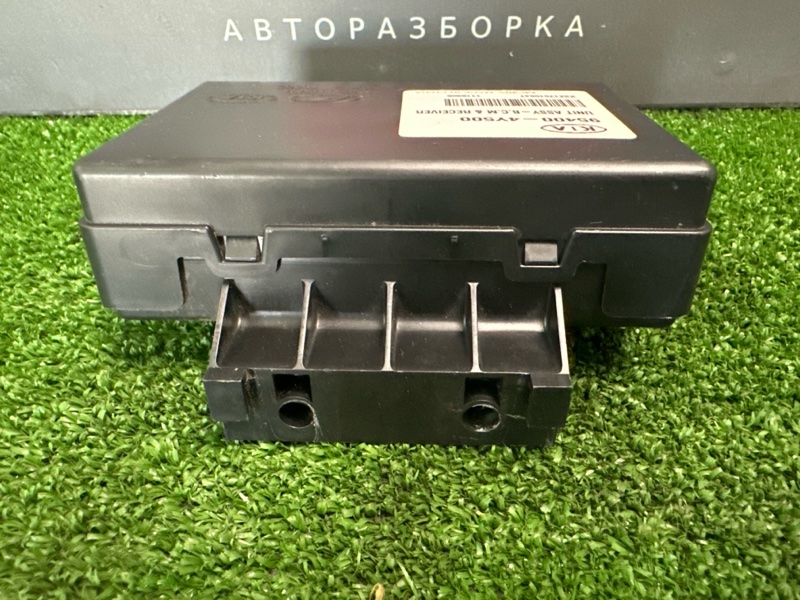 Блок управления центральным замком Kia Rio 3 2011 QB