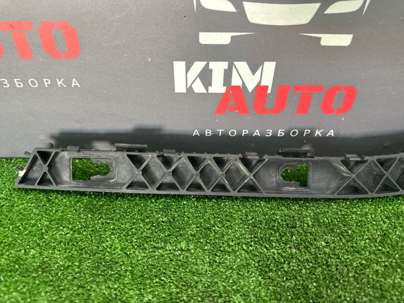 Кронштейн бампера Kia Rio 3 2011 QB
