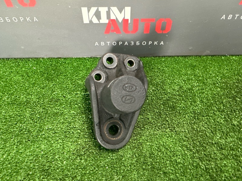 Кронштейн правой подушки двигателя Kia Rio 3 2011 QB