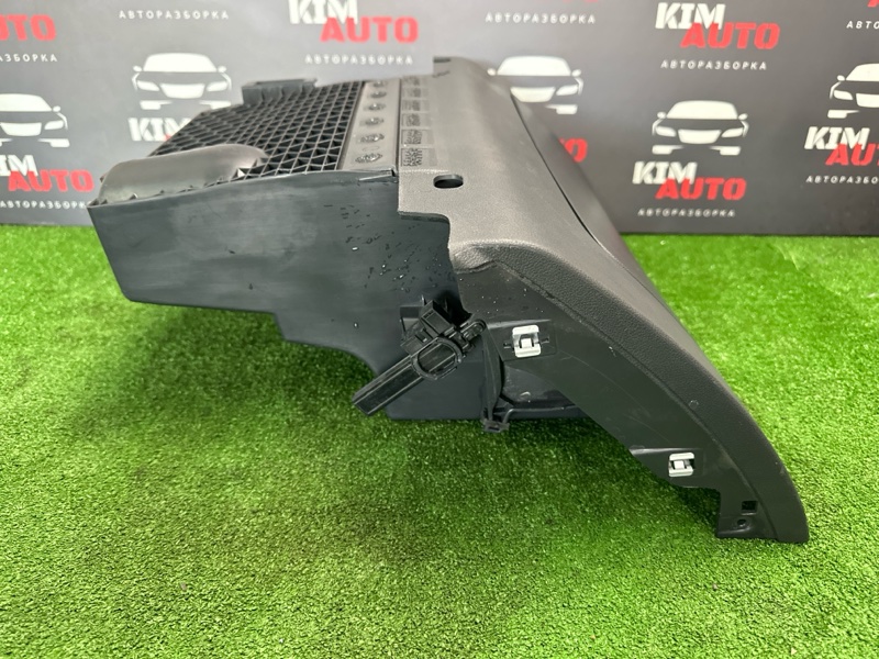 Бардачок Skoda Rapid 2016