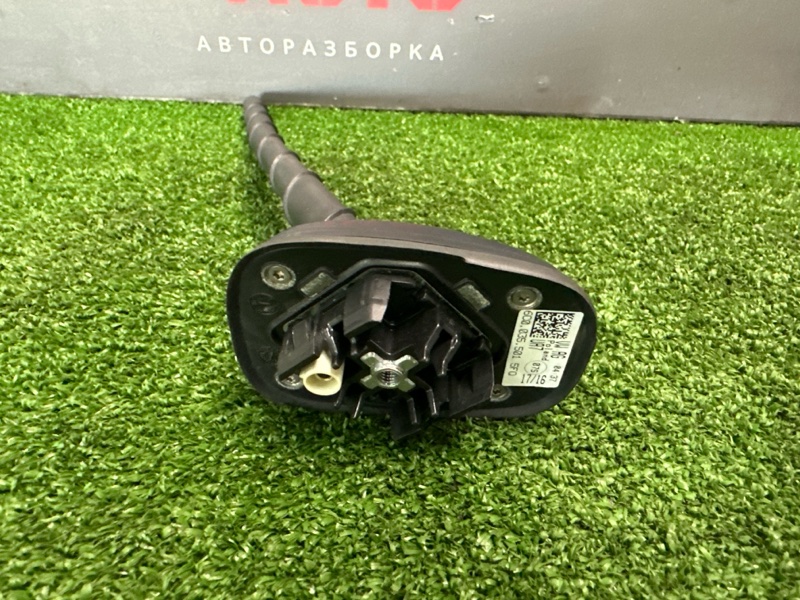 Антенна Skoda Rapid 2016