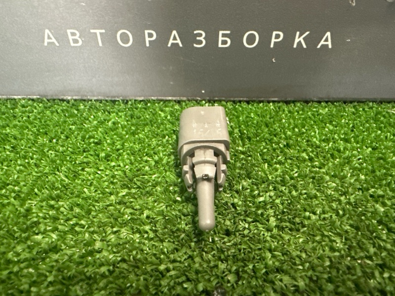 Датчик наружной температуры Skoda Rapid 2016