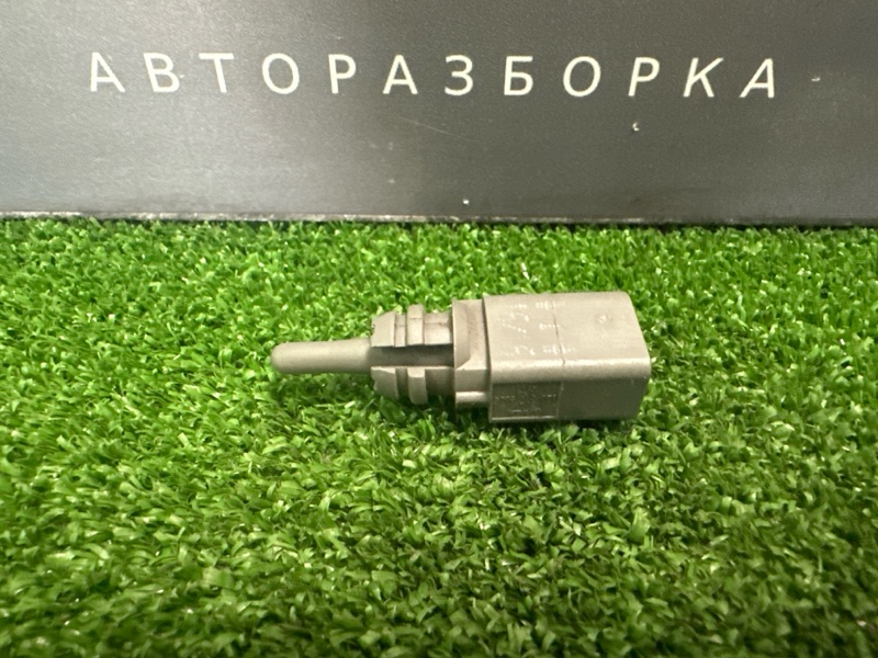 Датчик наружной температуры Skoda Rapid 2016