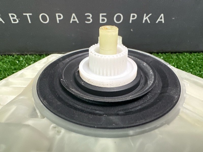 Моторчик стеклоподъёмника Skoda Rapid 2016