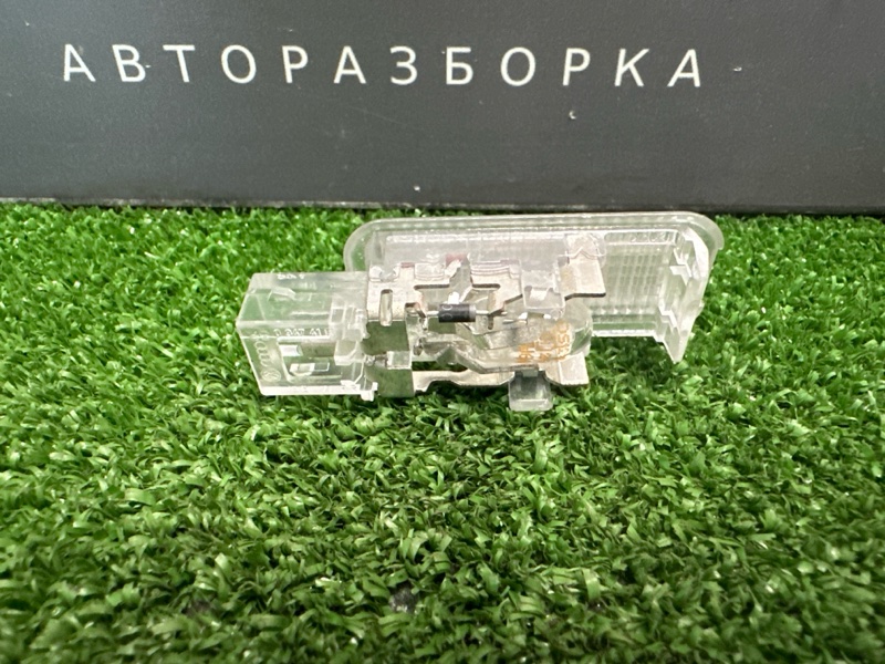 Плафон салонный Skoda Rapid 2016