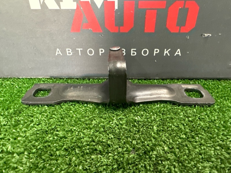 Ответная часть замка багажника Skoda Rapid 2016