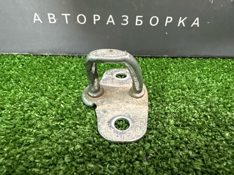 Ответная часть замка двери Kia Rio 3 2014 QB