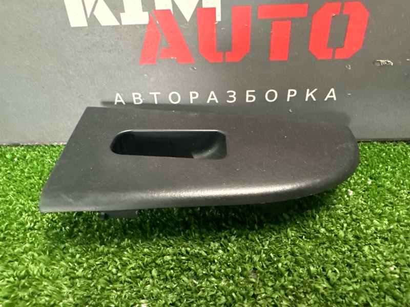 Накладка кнопки стеклоподъемника Hyundai Elantra 4 2008 HD
