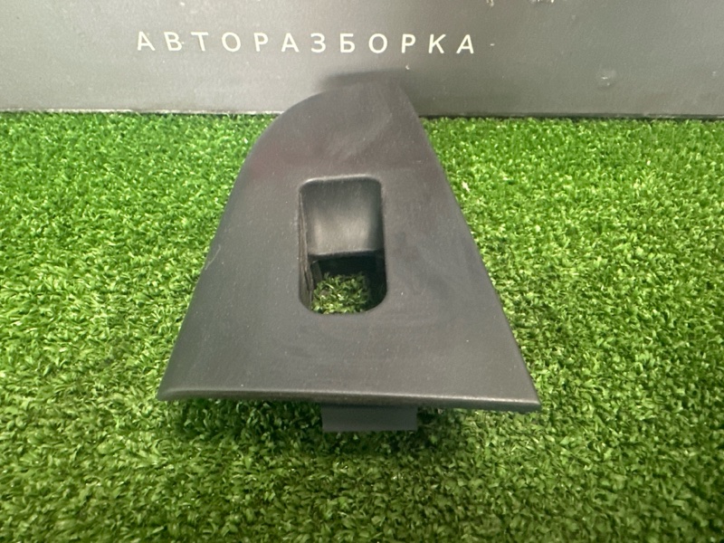 Накладка кнопки стеклоподъемника Hyundai Elantra 4 2008 HD