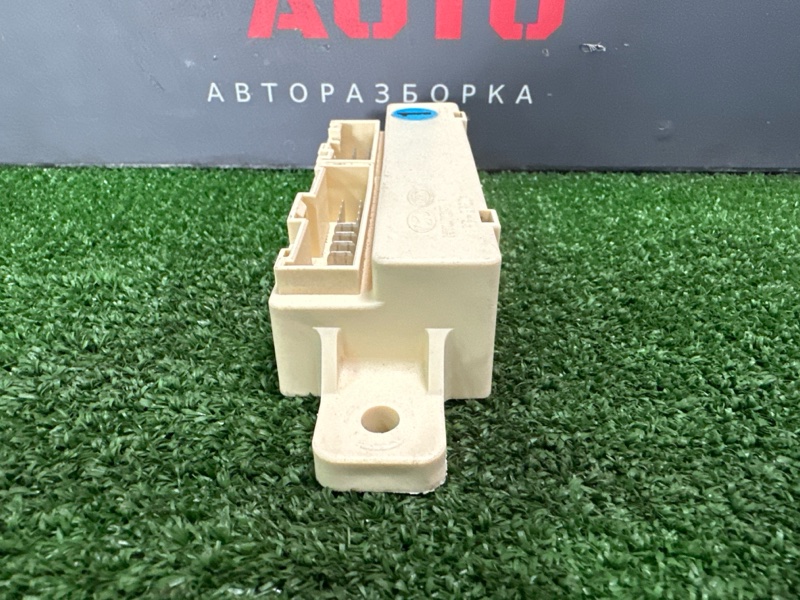 Блок Электронный (распределения тока, блок реле) Hyundai Elantra 4 2008 HD