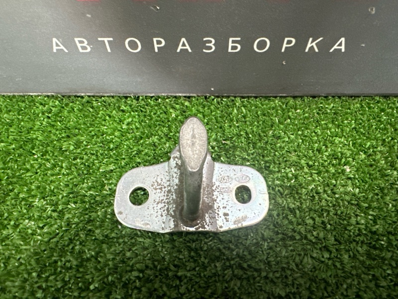 Ответная часть замка двери Hyundai Elantra 4 2008 HD