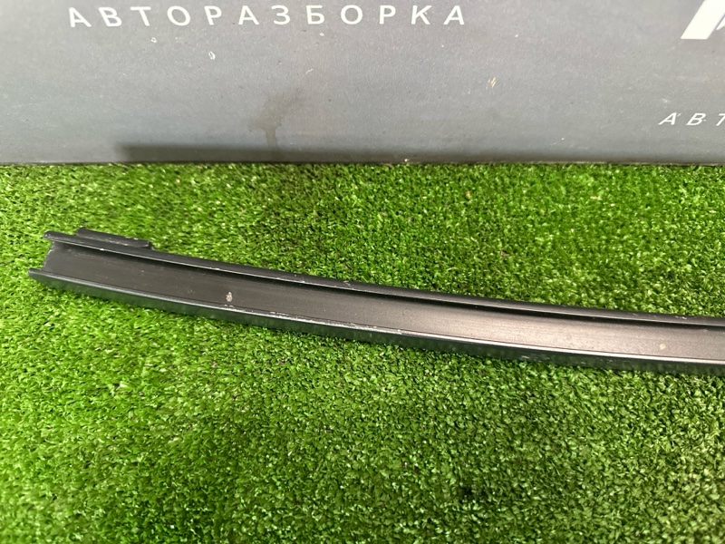 Направляющая стекла двери Mazda CX-5 2016 KE
