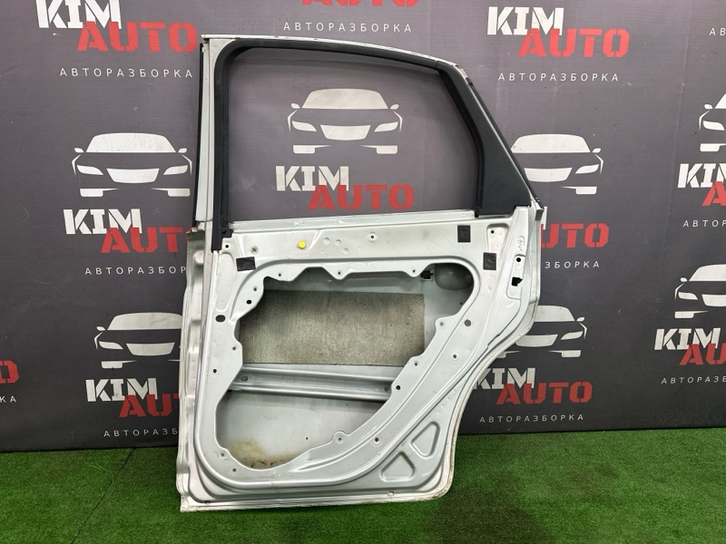 Дверь Ford Focus 2 2007 HB