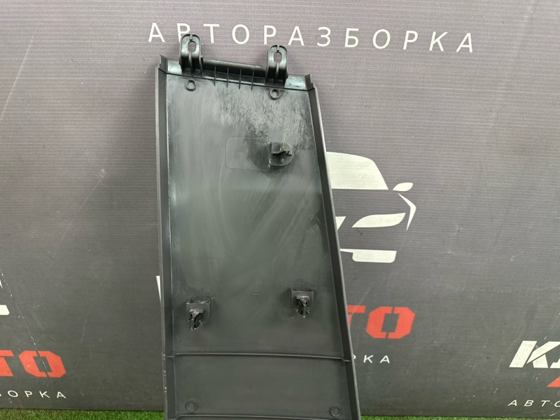Накладка центральной стойки нижняя Ford Focus 2 2007 HB