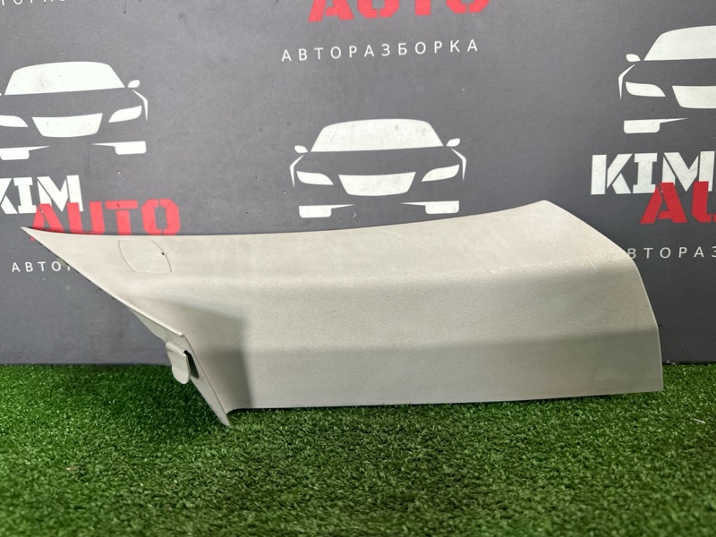 Накладка стойки верхняя Ford Focus 2 2007 HB
