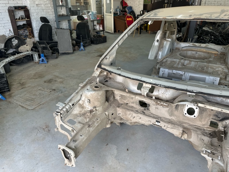 Четверть (лонжерон) Ford Focus 2 2007 HB