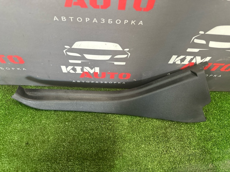 Накладка двери Ford Focus 2 2007 HB