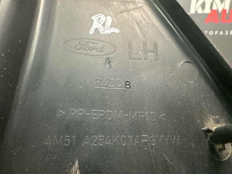 Накладка двери Ford Focus 2 2007 HB