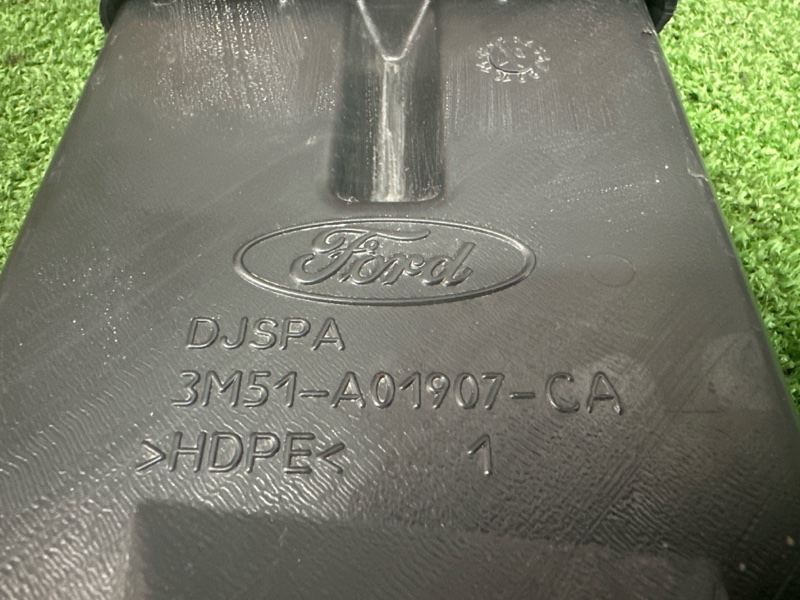 Воздуховод пола Ford Focus 2 2007 HB