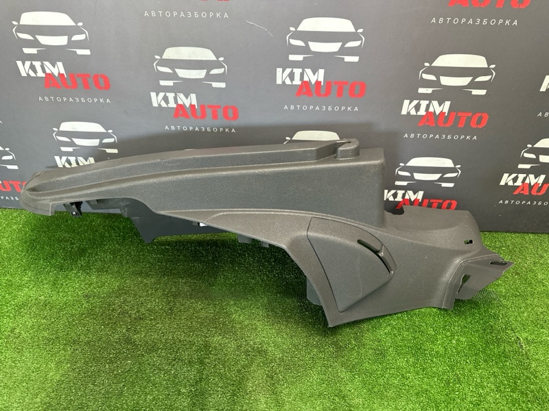 Опора полки багажника Ford Focus 2 2007 HB