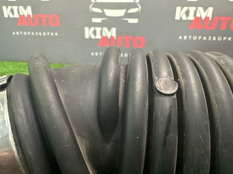 Патрубок воздушного фильтра Ford Focus 2 2007 HB
